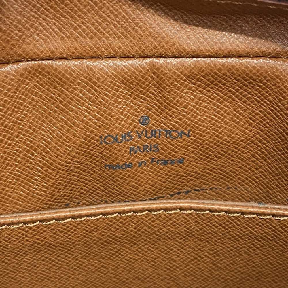 LOUIS VUITTON Brown Monogram Clutch Bag - Picture 5 of 9